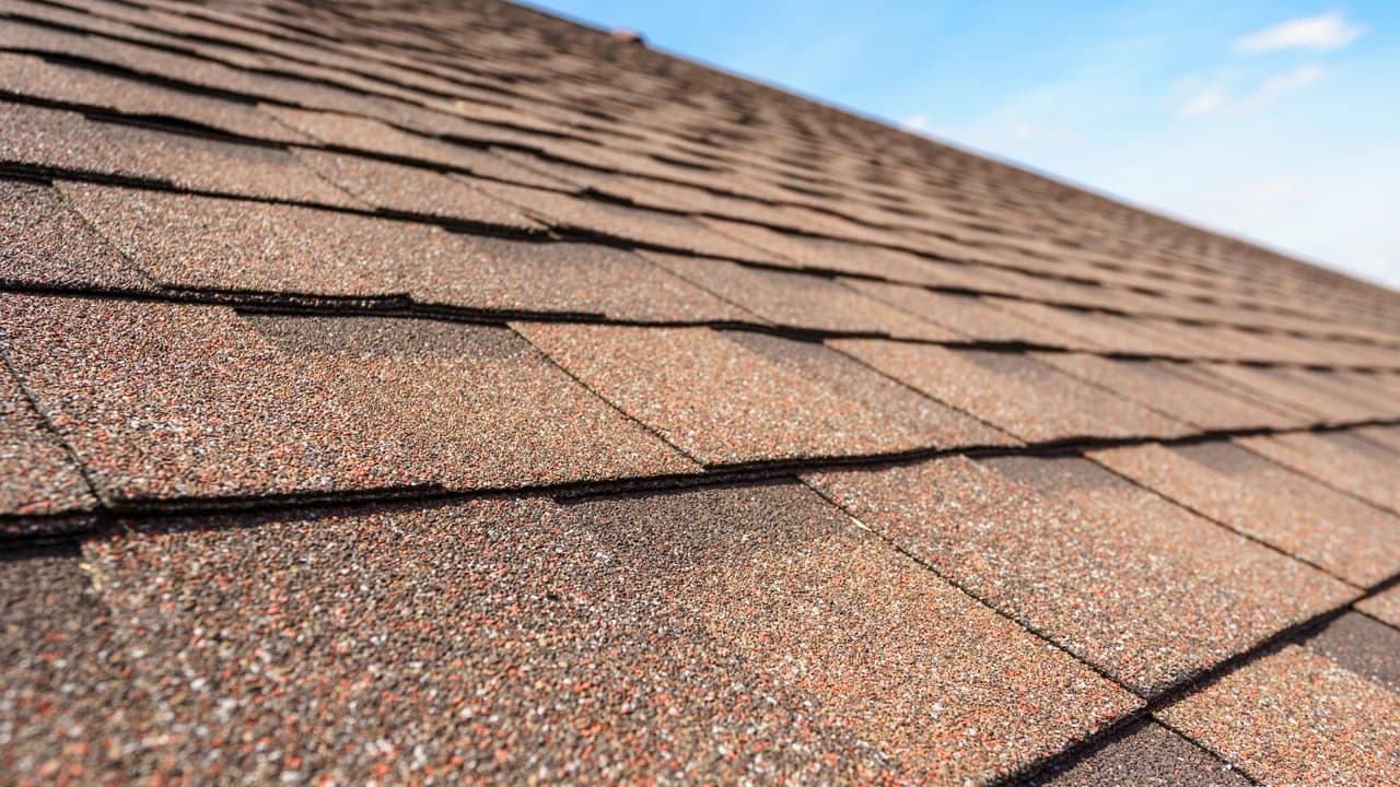 Types of asphalt roof shingles